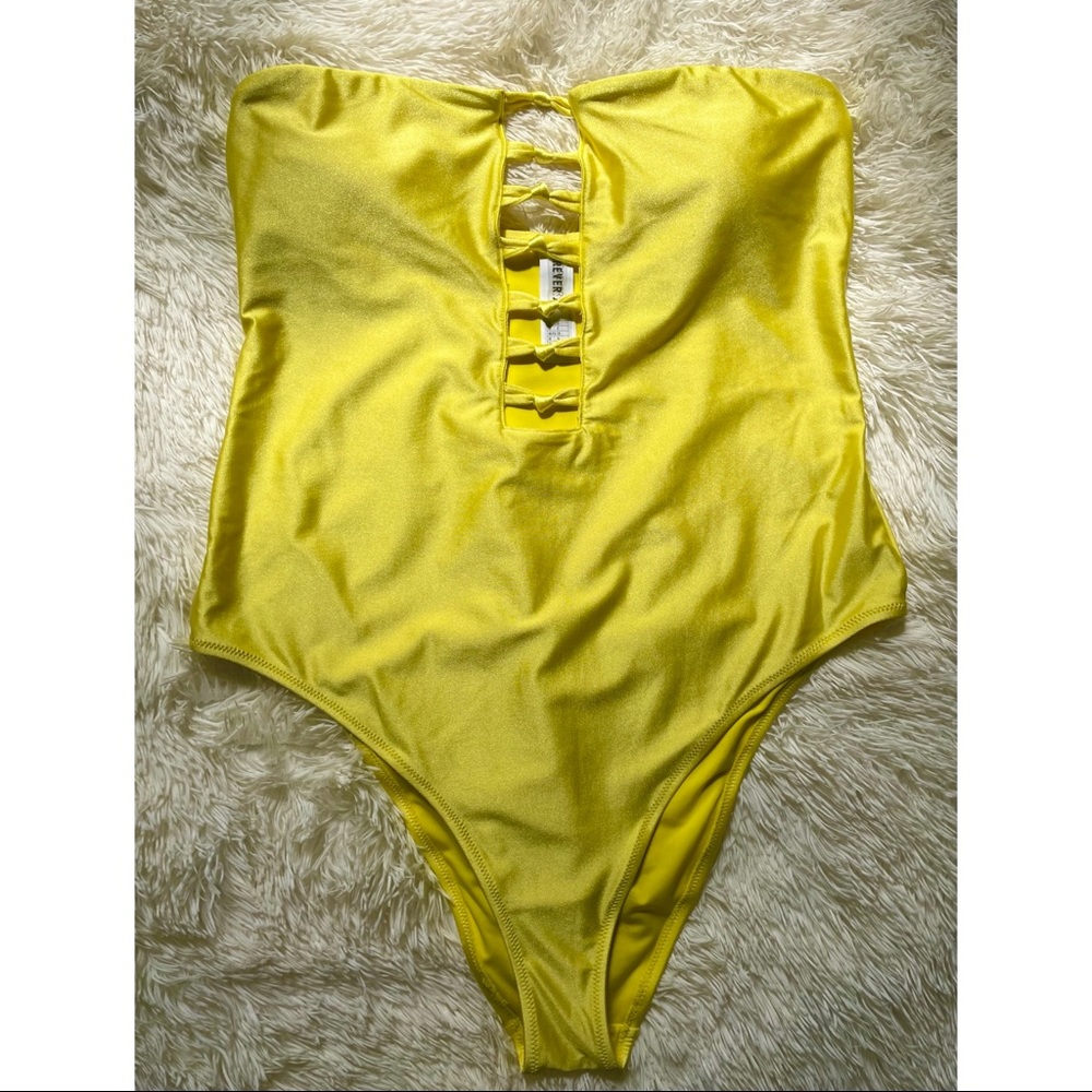 💟 3/$20 F21 Plus Bathing Suit 1x